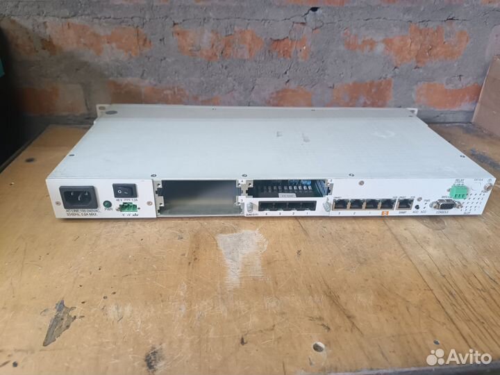 Модульный оптический мультиплексор OlenCom FM-16M