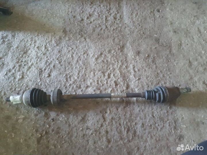Привод правый Лада Ларгус