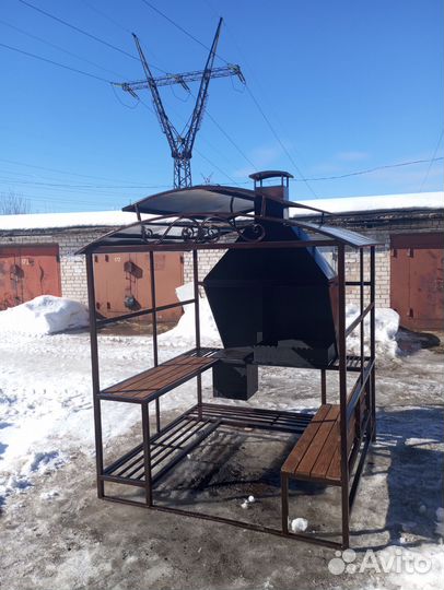 Мангальная зона с вытяжкой