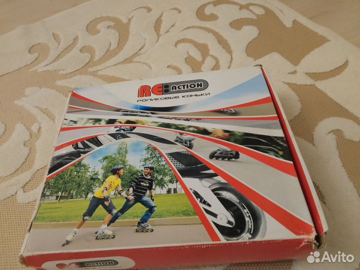 Роликовые коньки и защита