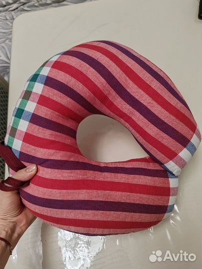 Подушка для путешествий на шею