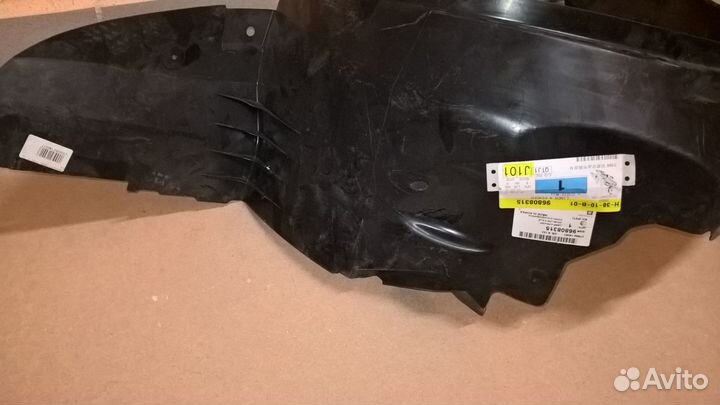 Подкрылок передний правый aveo (T250) (2005-2011)