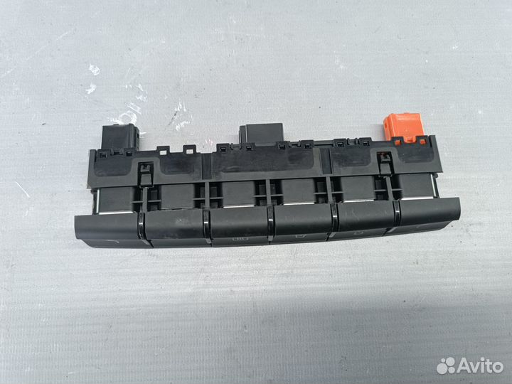 Блок кнопок Skoda Rapid