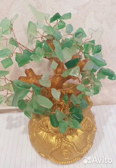 Дерево счастья с камнями