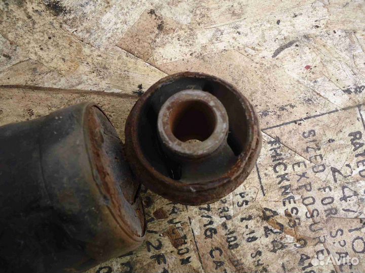 Амортизатор задний R Kia Sorento 2 XM 553101U200