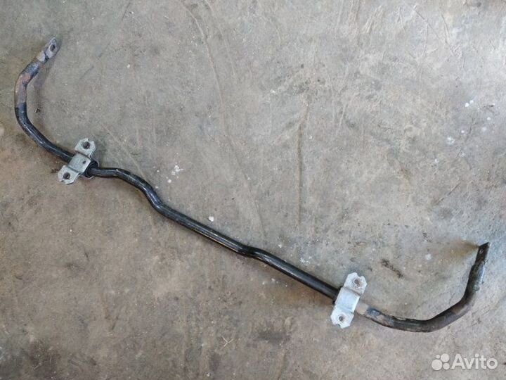 Стабилизатор передний Volkswagen Passat B7