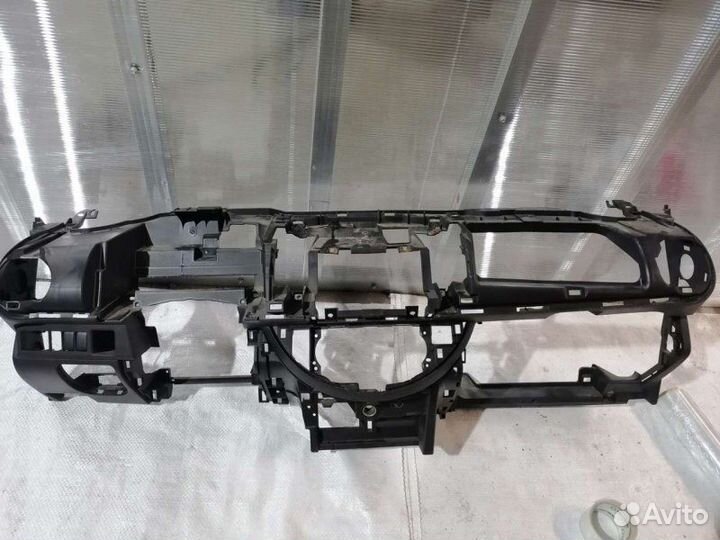 Элементы торпеды панели приборов Nissan Note