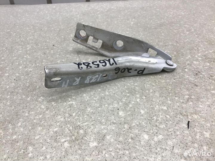Петля капота правая Peugeot 206 1998-2012