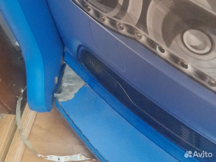 Детская кровать машина