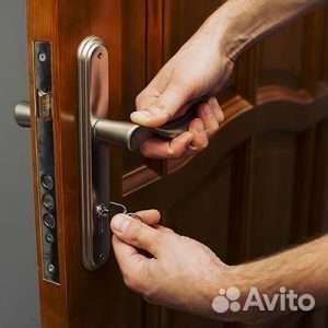 Ремонт дверей. Замена замков, ручек, цилиндров