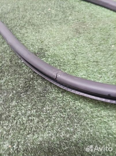 Уплотнитель двери передней Audi Audi A8 4E 2002