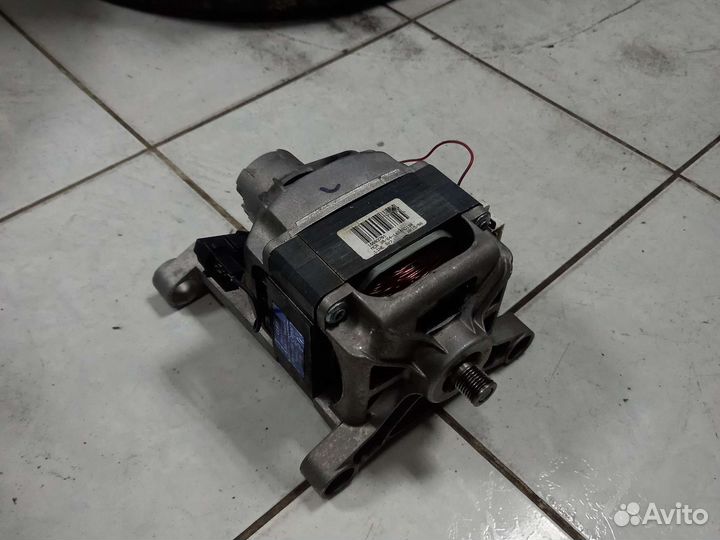 Двигататель стиральной машины индезит