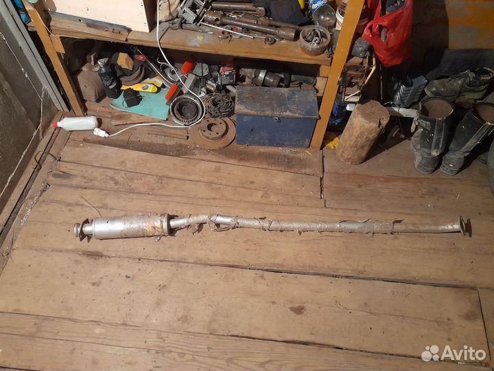 Глушитель на Таврию