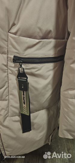 Пуховик зимний женский 42 44