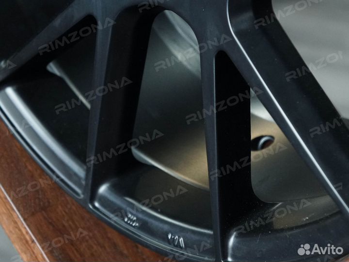 Литые диски R17 на Audi A3. Арт724