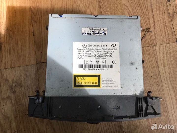 Штатная магнитола Mercedes C-Class W204 2010