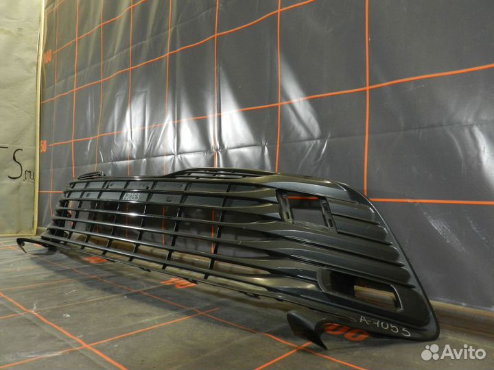 Решетка бампера переднего - Toyota Camry XV70