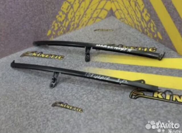 Направляющая стекла задней двери Lancer Лансер 10