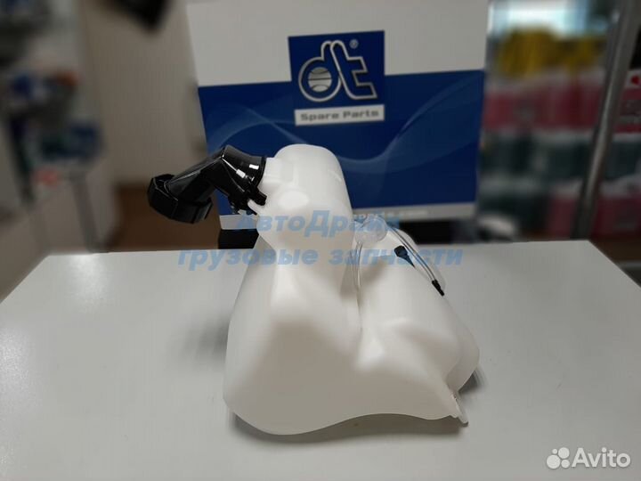 Бачок омывателя Рено Премиум Магнум 5010578532