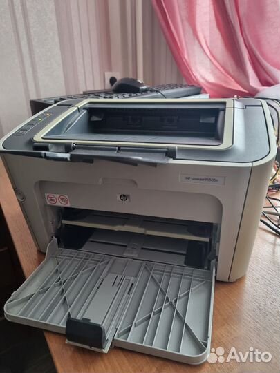 Принтер лазерный hp p1505n