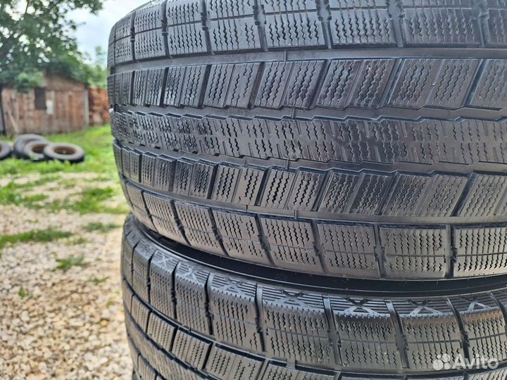 Centara Winter RX621 255/45 R19