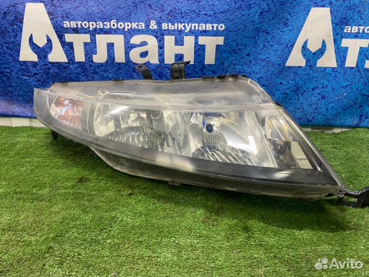 Фары Honda Civic 5D R18A2 2007