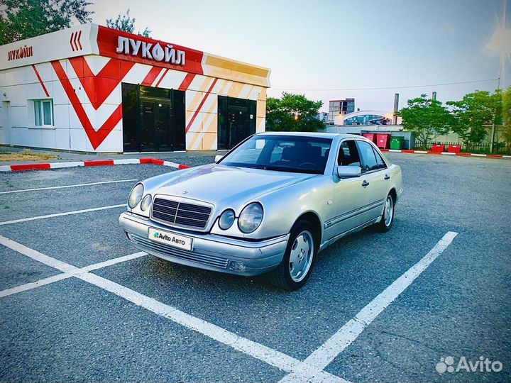 Mercedes-Benz E-класс 2.0 МТ, 1998, 370 501 км