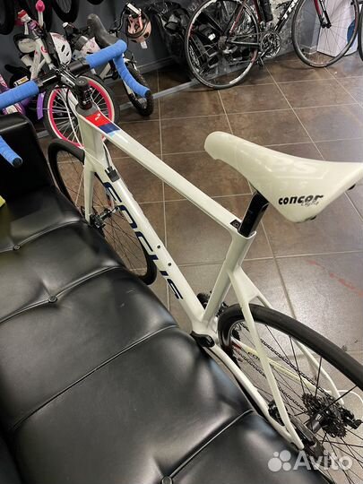 Шоссейный велосипед focus