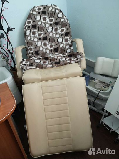 Кресло косметологическое