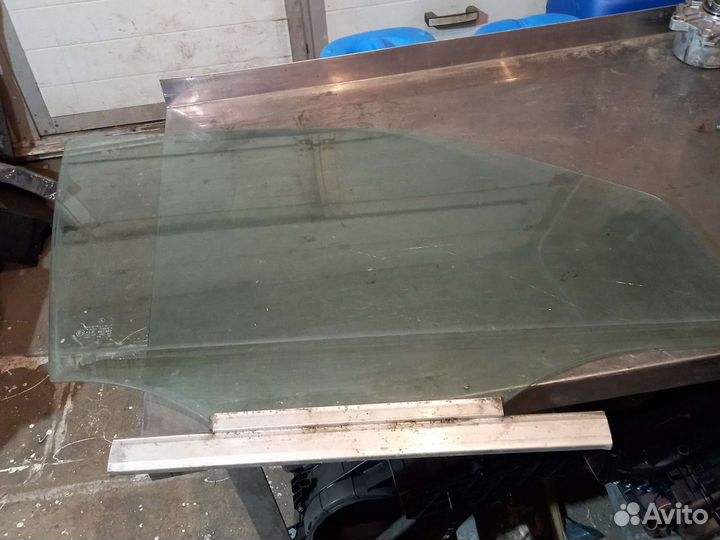 Стекла Mercedes W202