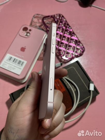 iPhone 15, 128 ГБ