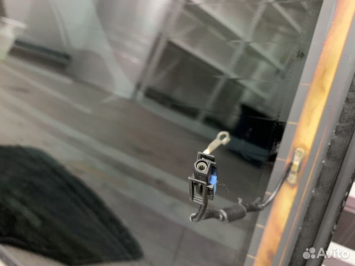 Стекло заднее BMW E60, бмв е60