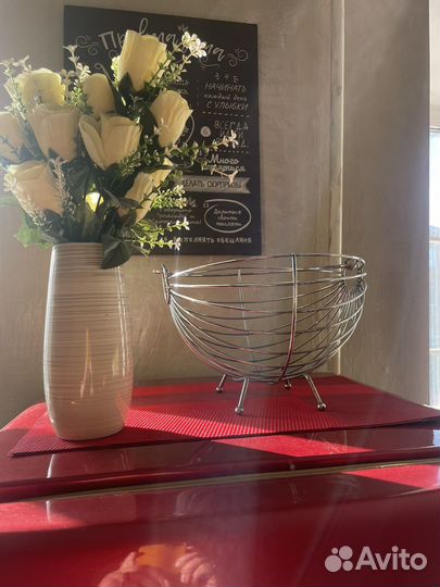 Вазы для цветов и фруктов