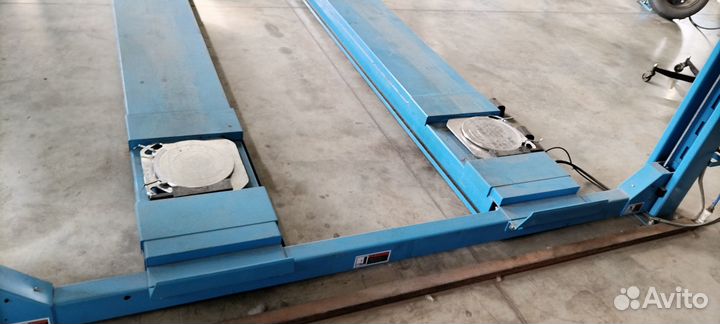 Подъемник гидравлический