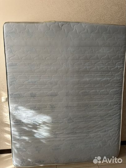Матрас 160х200 бу