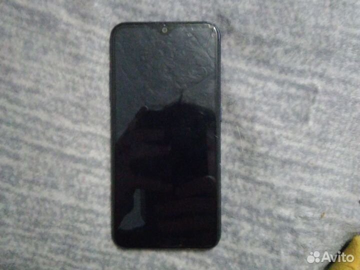 Samsung Galaxy A01, 2/16 ГБ