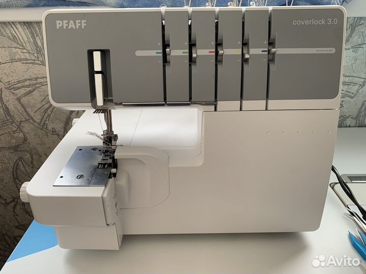 Коверлок Pfaff 3.0