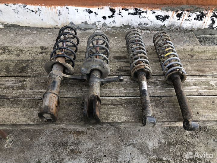 Стойки LADA гранта