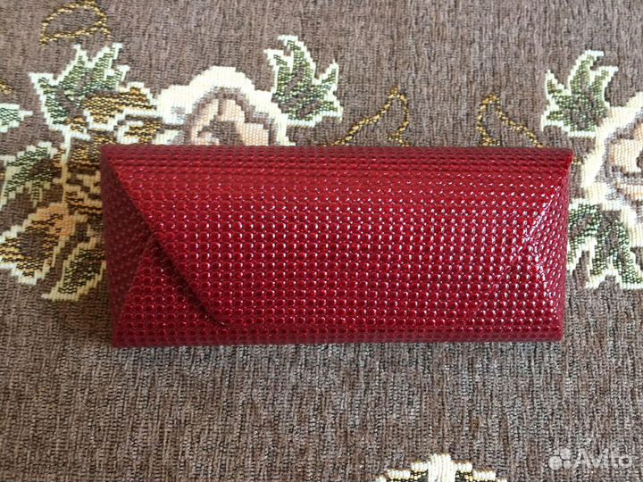 Новый футляр для очков