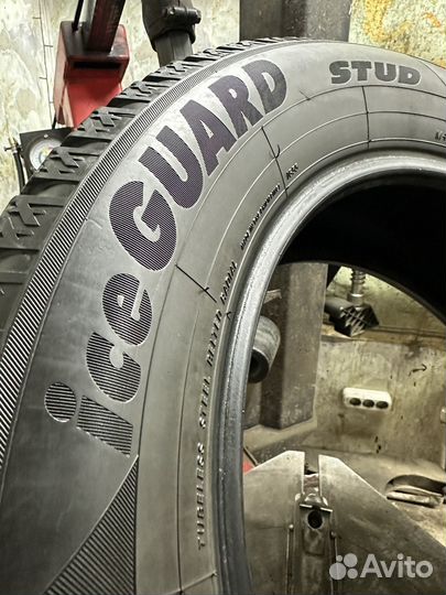 Yokohama Ice Guard Stud IG55 235/60 R18