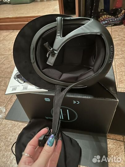 Шлема для верховой езды one-k и hkm