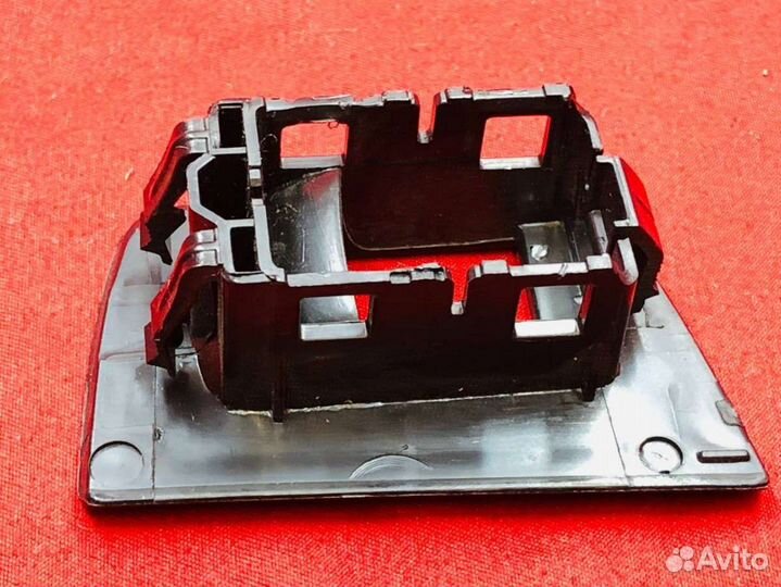 Кнопка стеклоподъемника заднего правого 2844357 BMW 5 G30/G31 0