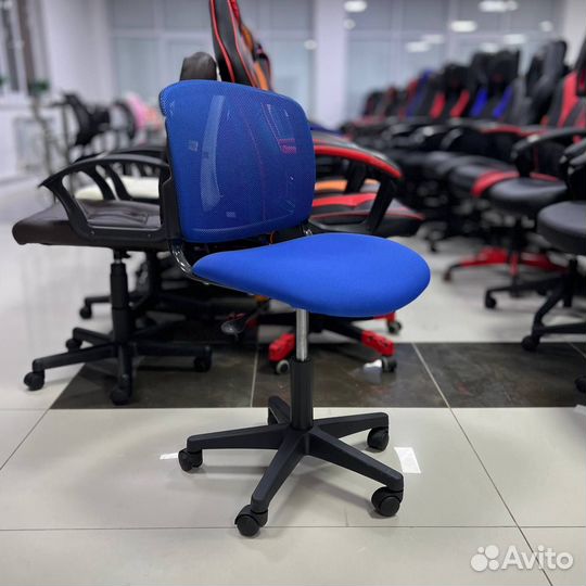 Компьютерное кресло