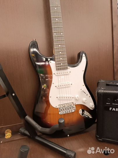 Электрогитара