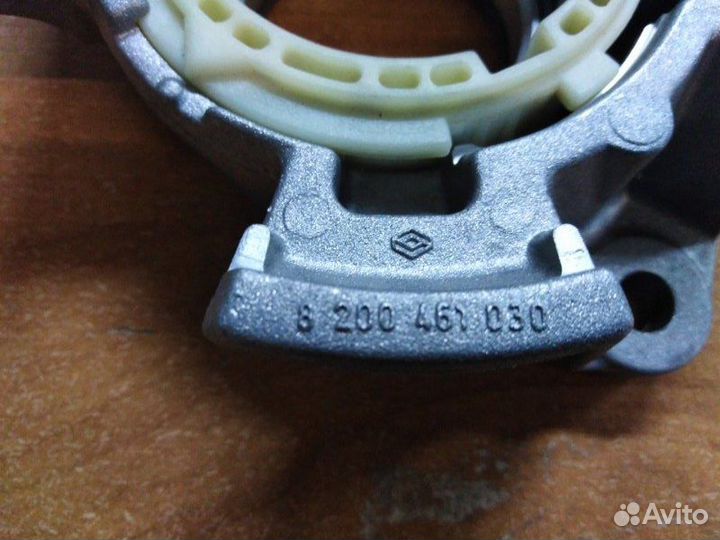 Кронштейн вакуумного усилителя Renault Kangoo 2008