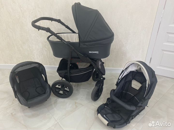 Детская коляска 3 в1