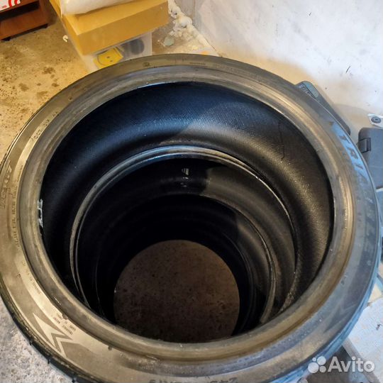 Triangle TR967 245/40 R19 98W