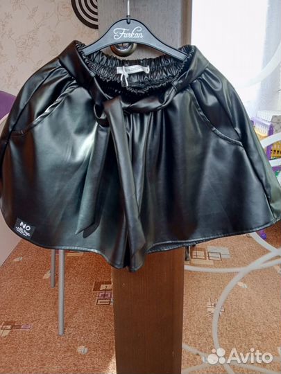 Кожаные шорты на девочку