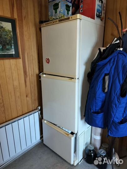 Холодильник No frost Stinol 104LK