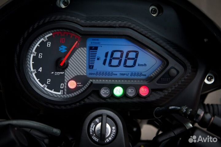 Мотоцикл bajaj Pulsar 180